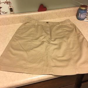 LL Bean Skirt Size 16 Classic Fit. Elastic Waist.